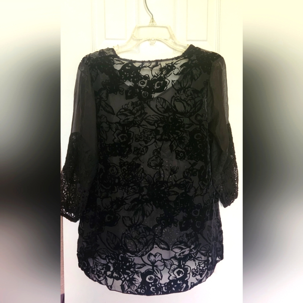 Elegant Black Lace Women's Top